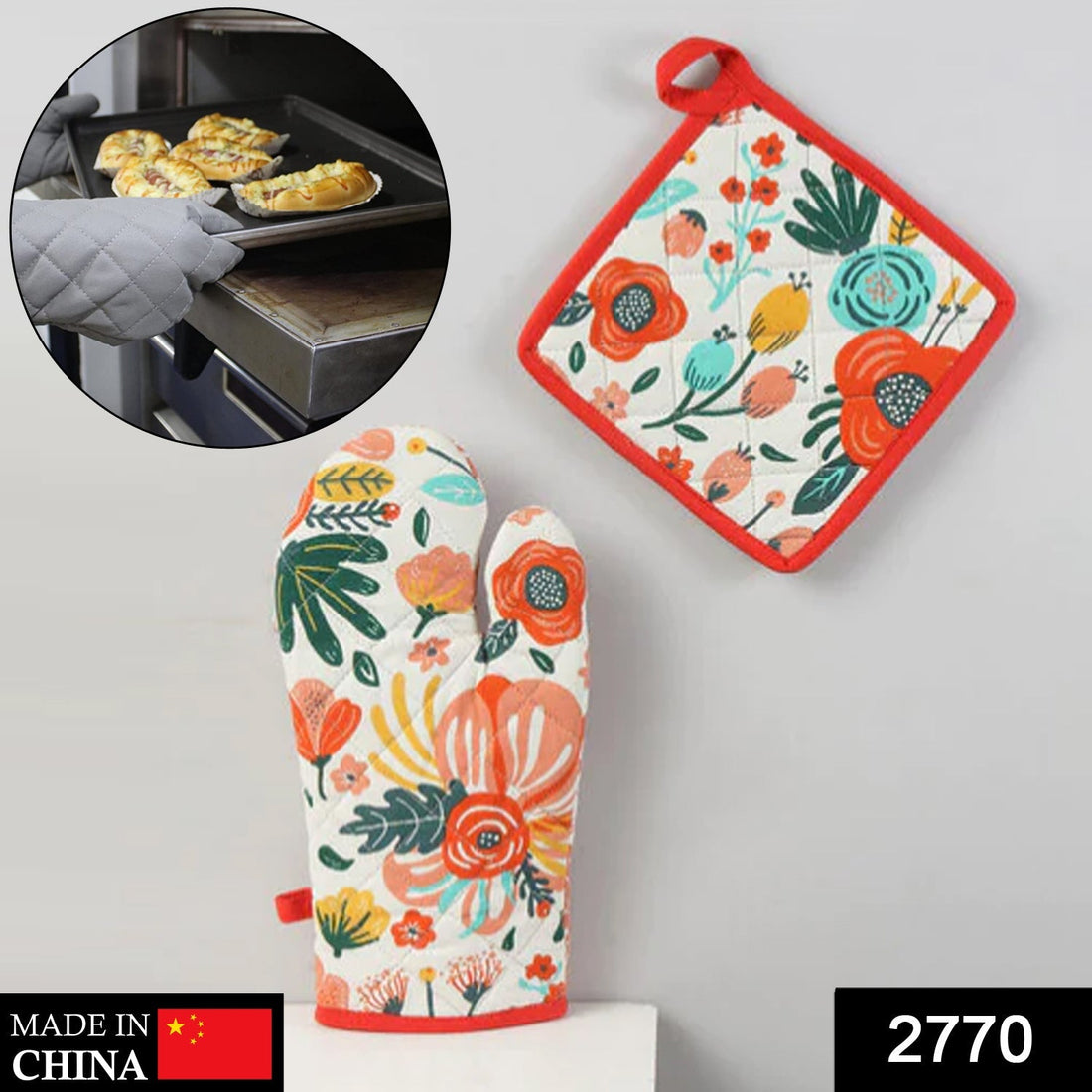 Comfortable cotton oven gloves for cooking and baking